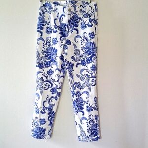 Chico’s So Slimming Girlfriend Crop  1